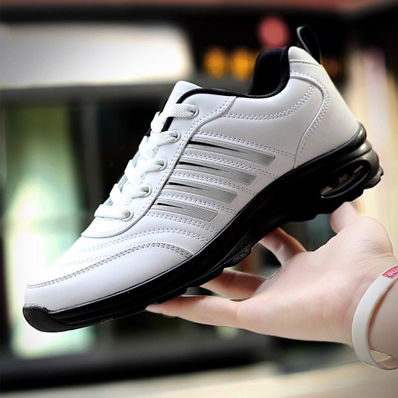Fashionable casual sports travel shoes