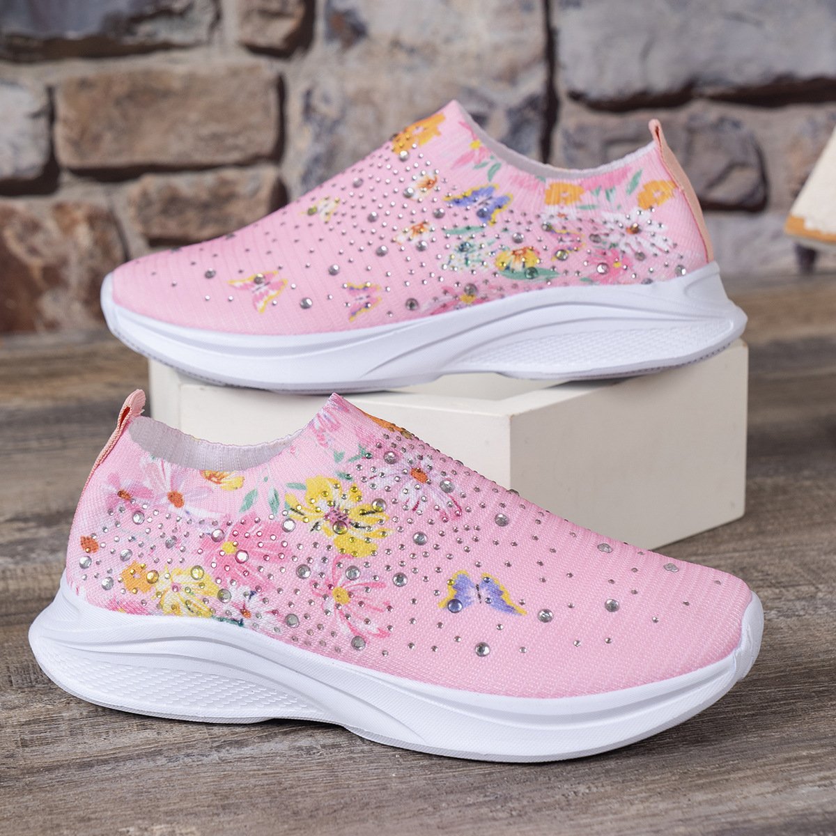 Floral Butterfly Waterdrop Print Breathable Slip-On Sneakers