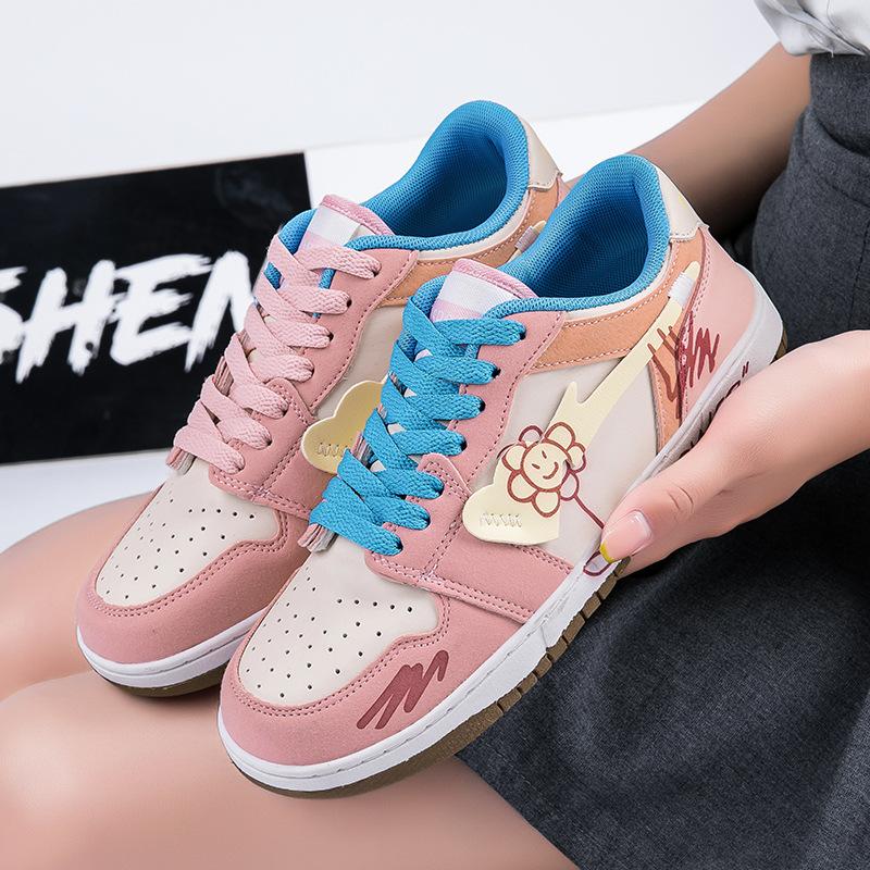 Flower Hand painted graffiti fashion casual shoes