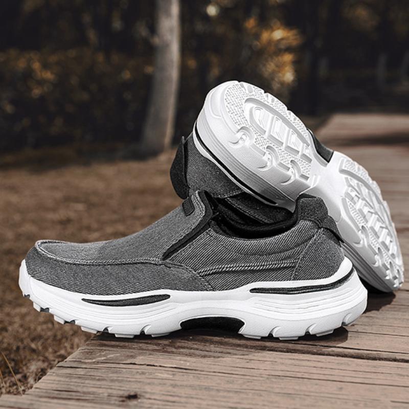 Thick-soled slip-on men's oversized casual cloth shoes