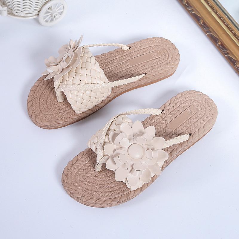 Women's Flower Flat Flip Flops - fits